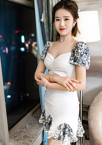 Most gorgeous profiles: Jie, member pretty Asian