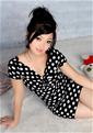 Hundreds of beauties: mature Thai woman Le