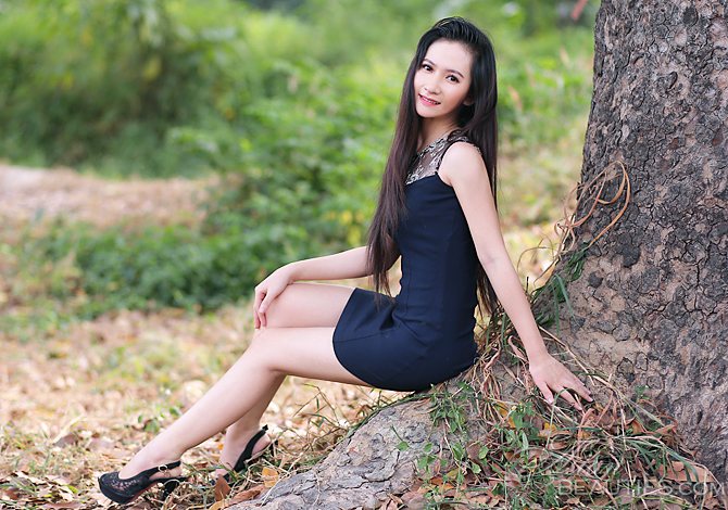 Beautiful Bikini Asian Member Thi Hien From Ho Chi Minh City 26 Yo