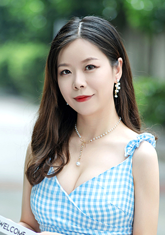 Most gorgeous profiles: ahua from Chengdu, romantic companionship Asian seek member