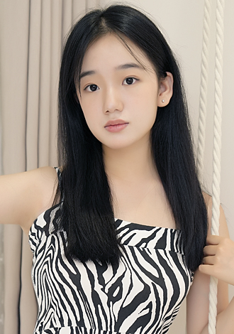 Gorgeous profiles pictures: Zifei from Chengdu, Thai member for romantic companionship
